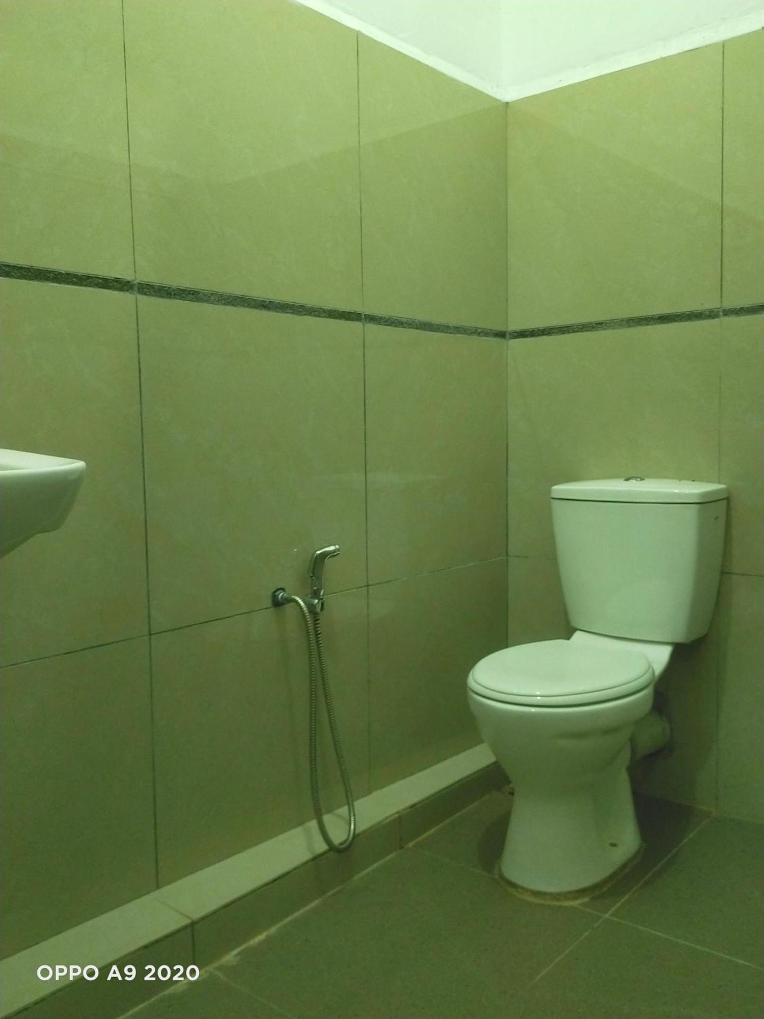 Sukau Tomanggong View Bed & Breakfast Exterior foto